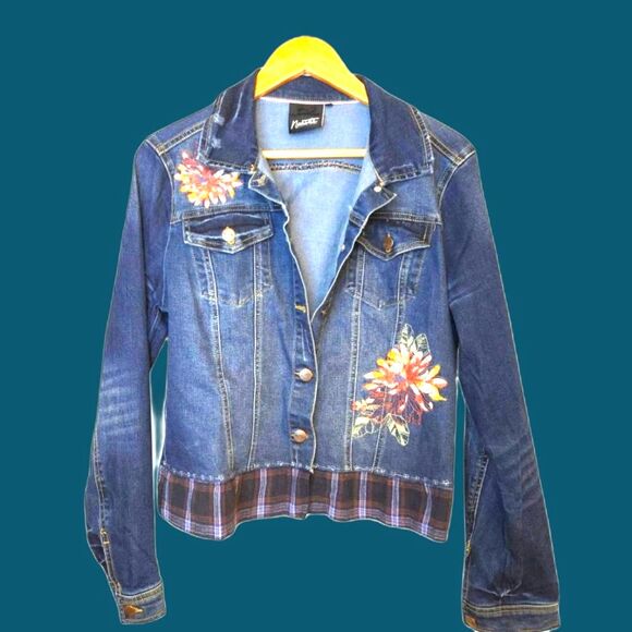 Nanette Lepore Embroidered Floral Denim Jacket Size M Cottage Costal Coquette - Picture 1 of 13